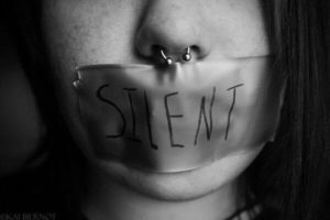 silenzio punitivo